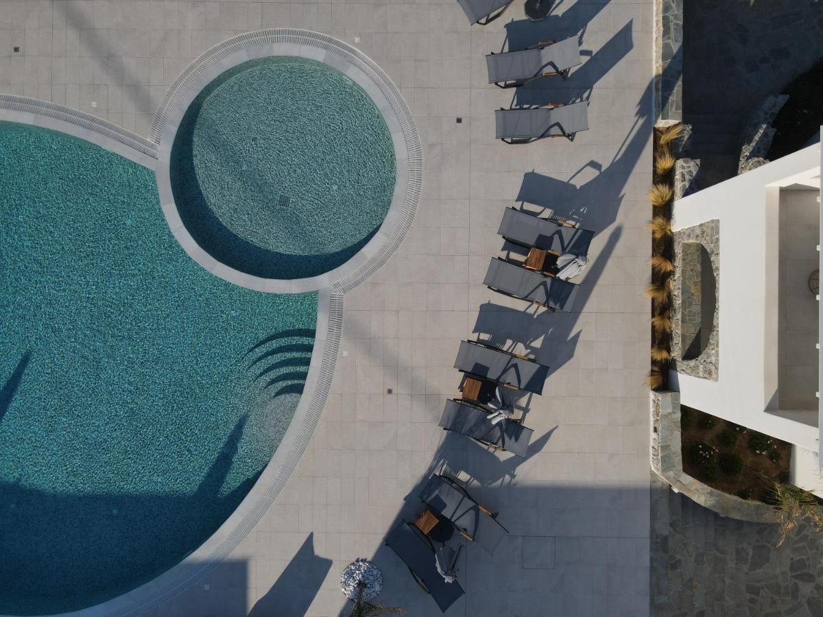 Cosmos Hotel Pláka Екстериор снимка